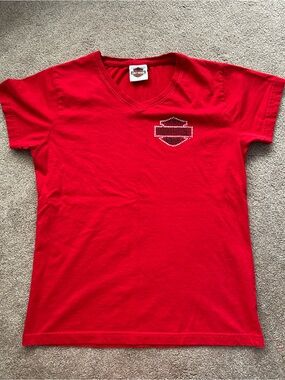Harley-Davidson Women’s Red V-Neck Tee size Large